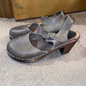 Lotta Brown Clogs Heel